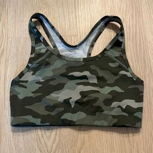 PINK women’s sports bra